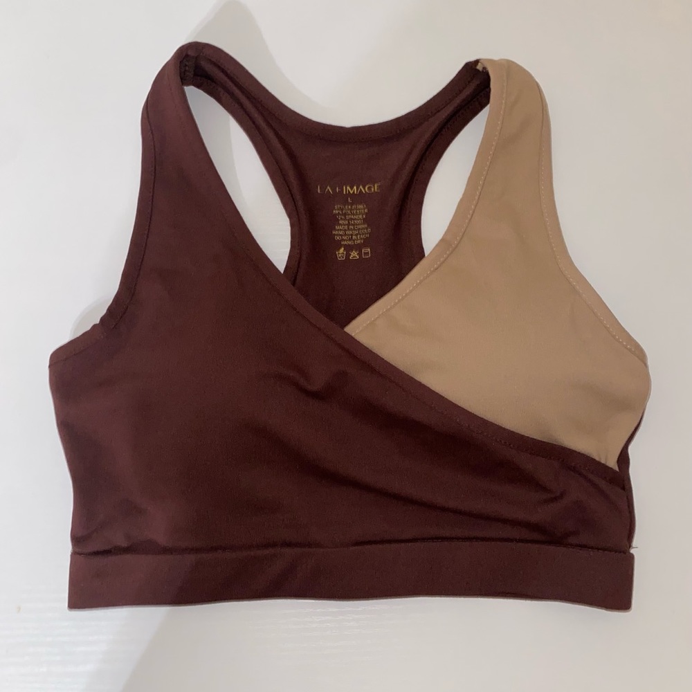 Sports bra